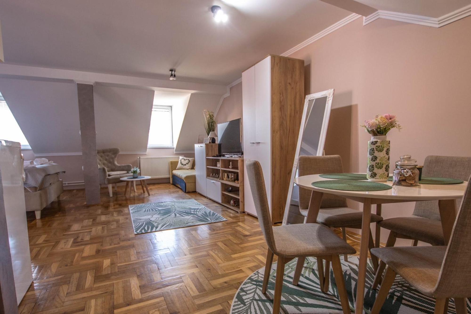 Garden Apartment Subotica Eksteriør billede